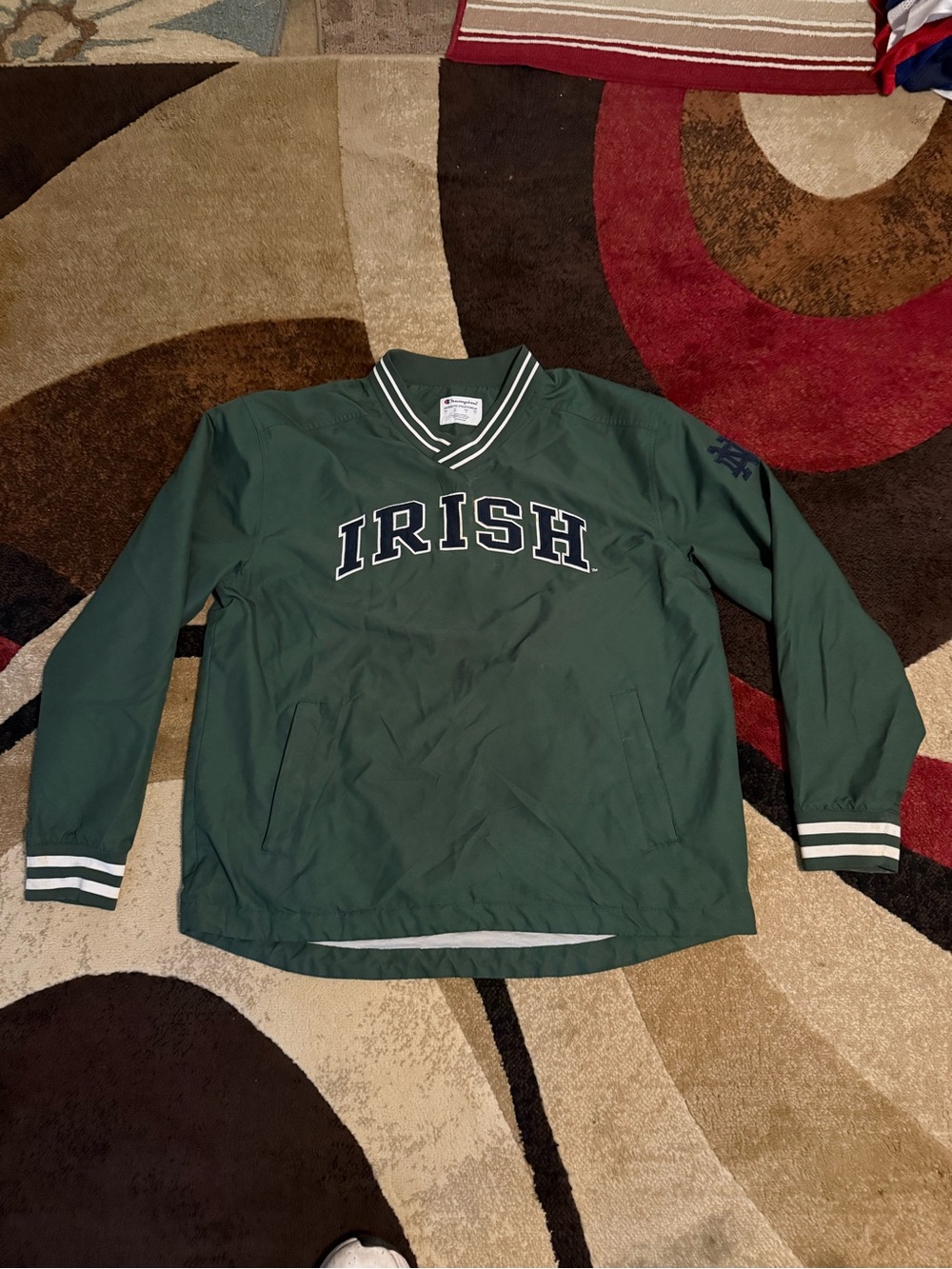 Notre Dame fighting Irish team/coaches, pullover jacket, champion size L